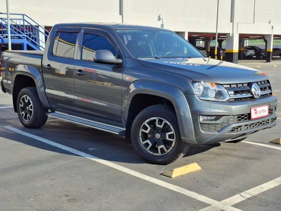 VOLKSWAGEN AMAROK 3.0 V6 TDI DIESEL COMFORTLINE CD 4MOTION AUTOMÁTICO